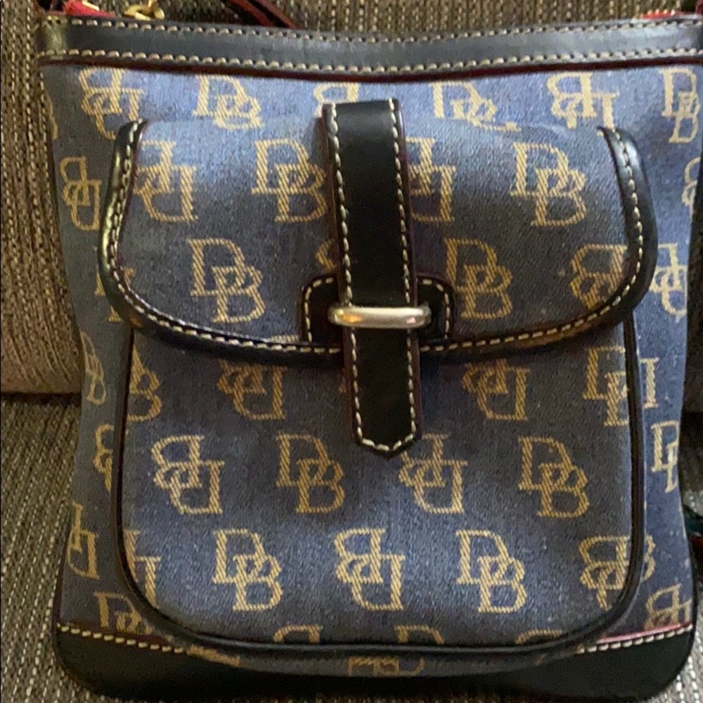 DOONEY& BOURKE CROSSBODY - Picture 2 of 6